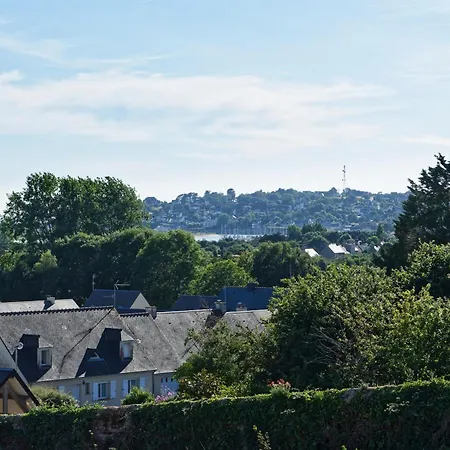 Aloha - Proche Du Port De Carteret * バルヌヴィル・カルトゥレ