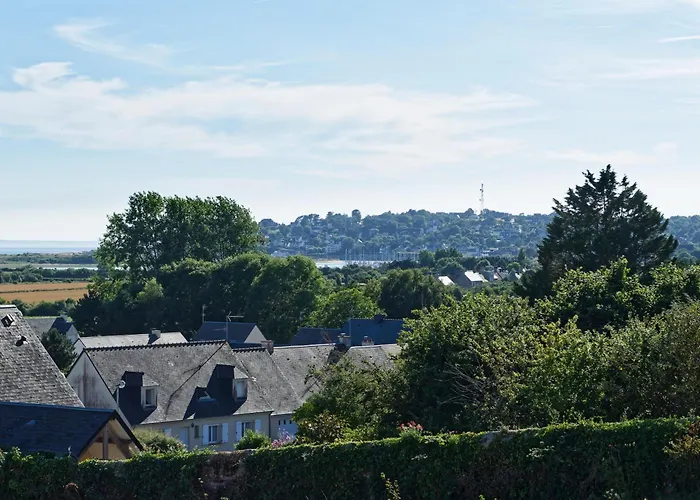 Aloha - Proche Du Port De Carteret * バルヌヴィル・カルトゥレ